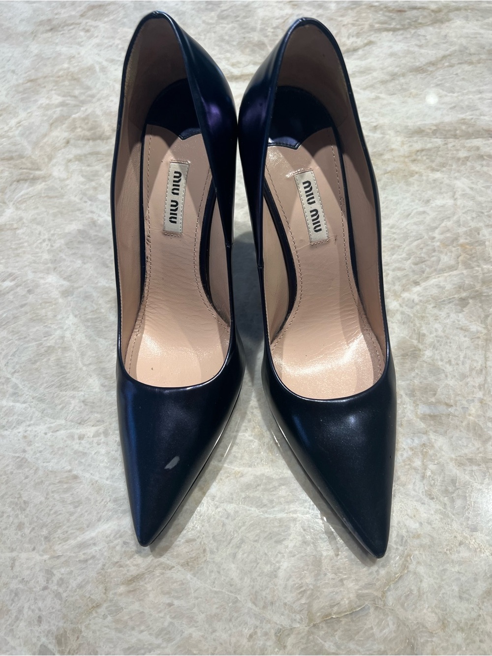 Miu Miu pre-owed pointed toe heeled pump calf leather metallic blue